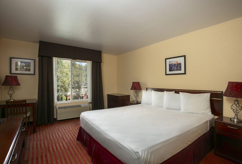 Hotel Monarch Inn