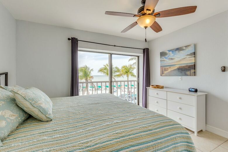 Pierview Hotel & Suites