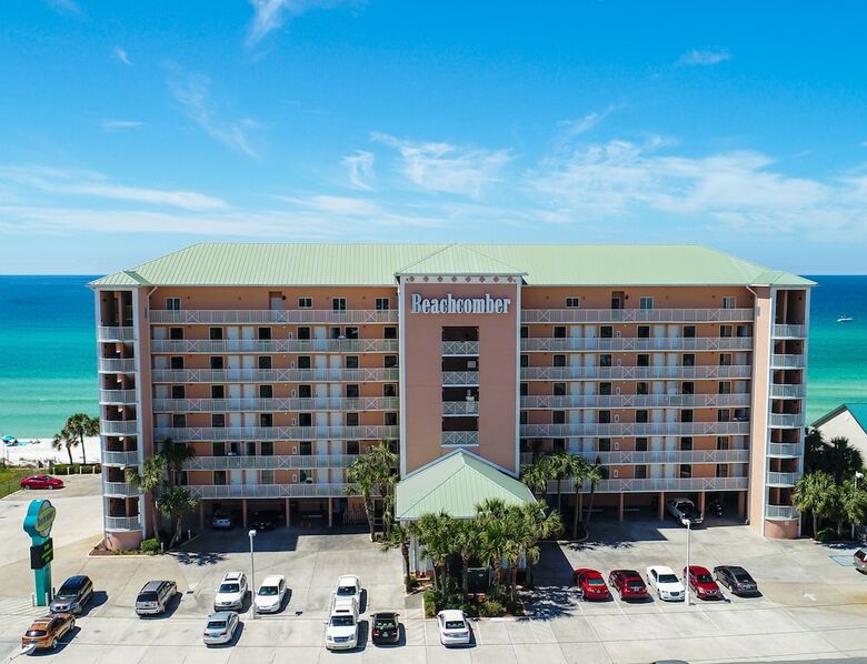 Hotel Beachcomber By The Sea