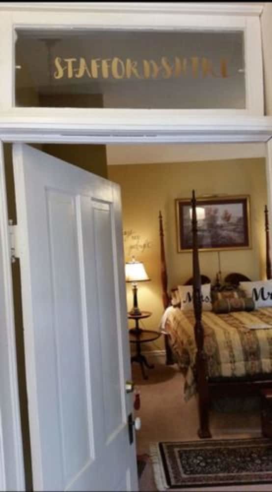 The Bridgeford House Bed & Breakfast