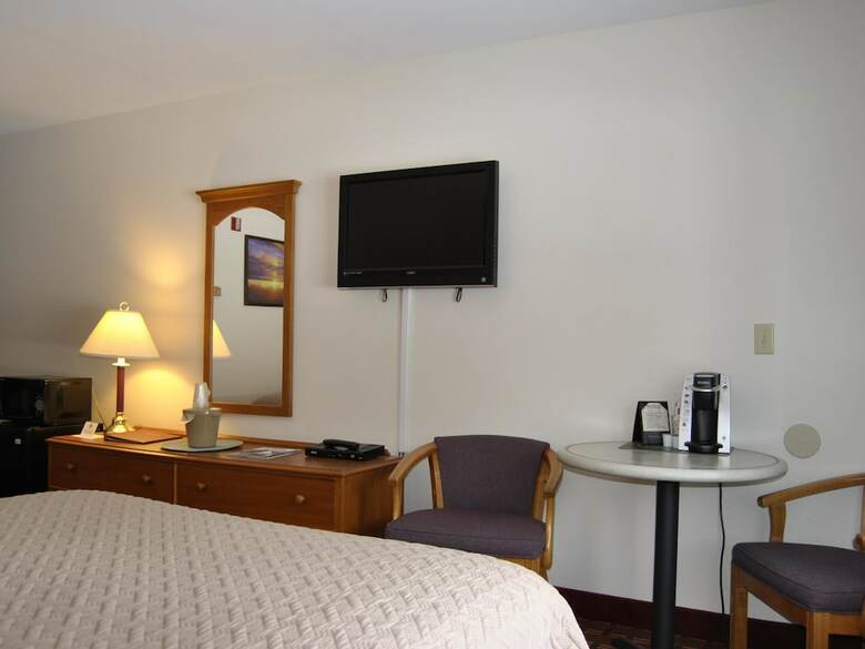 Hotel Casco Bay Inn