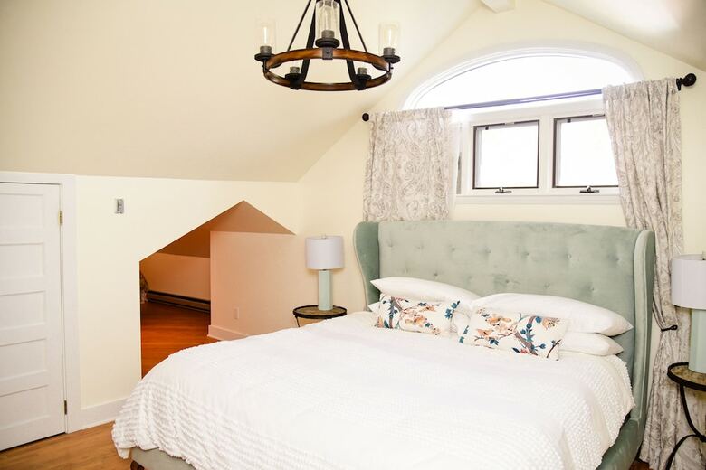 Azalea Inn Bed & Breakfast