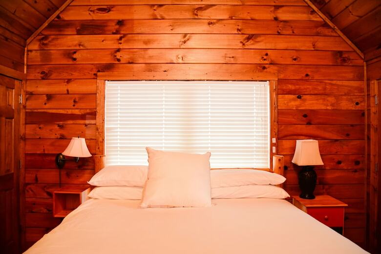 Azalea Inn Bed & Breakfast