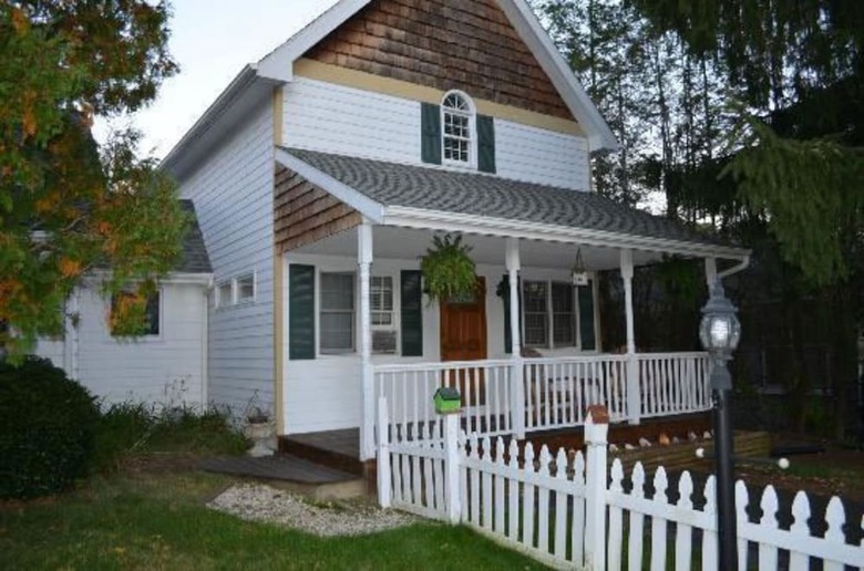 Azalea Inn Bed & Breakfast