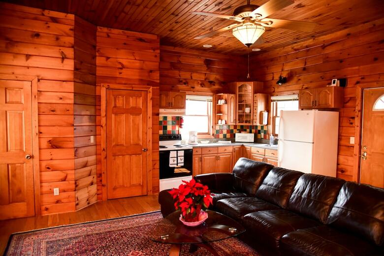 Azalea Inn Bed & Breakfast