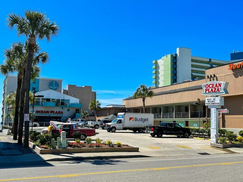 Ocean Plaza Motel