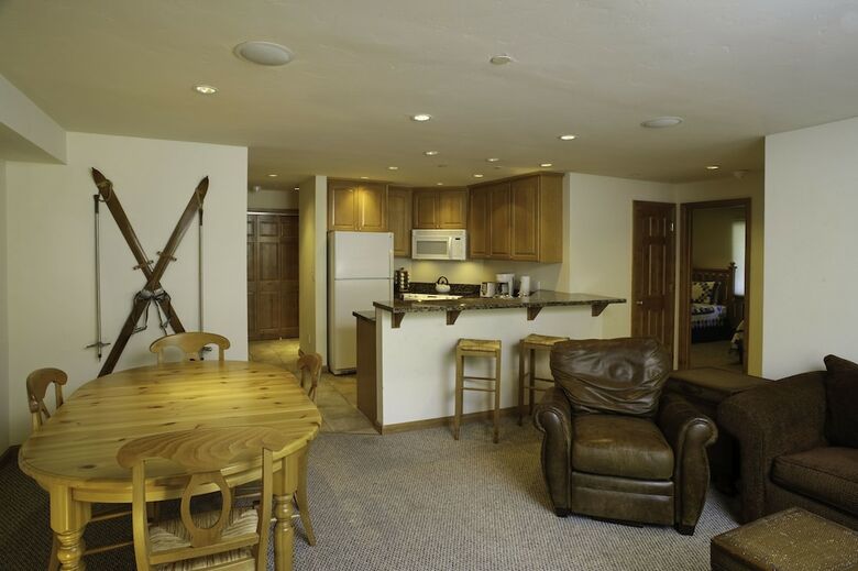 Lodge At Lionshead