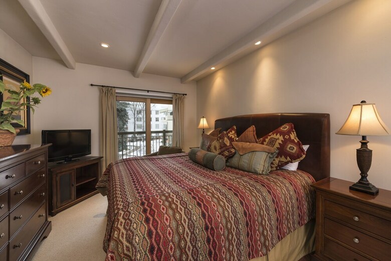 Lodge At Lionshead