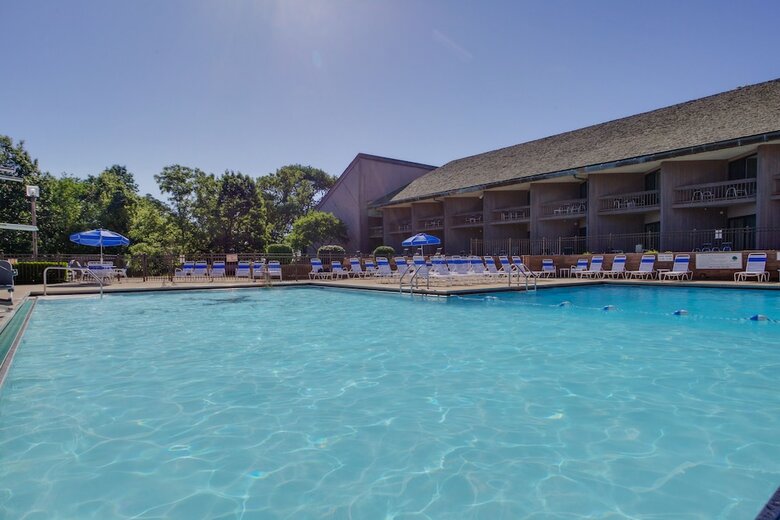 Hotel Deer Creek Lodge & Conference Center