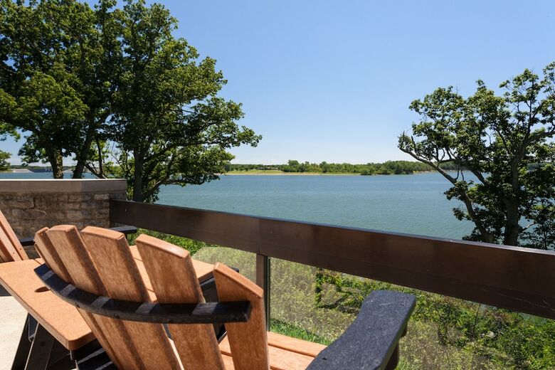 Hotel Deer Creek Lodge & Conference Center