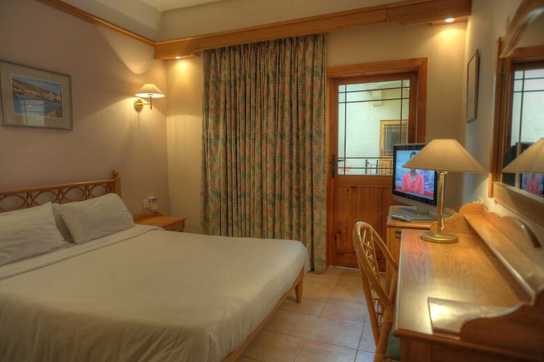 Saint Patrick's Hotel