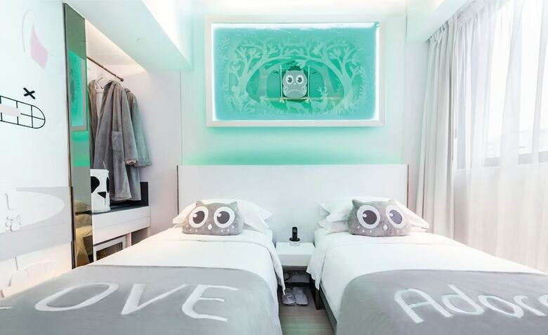 Hotel S�v