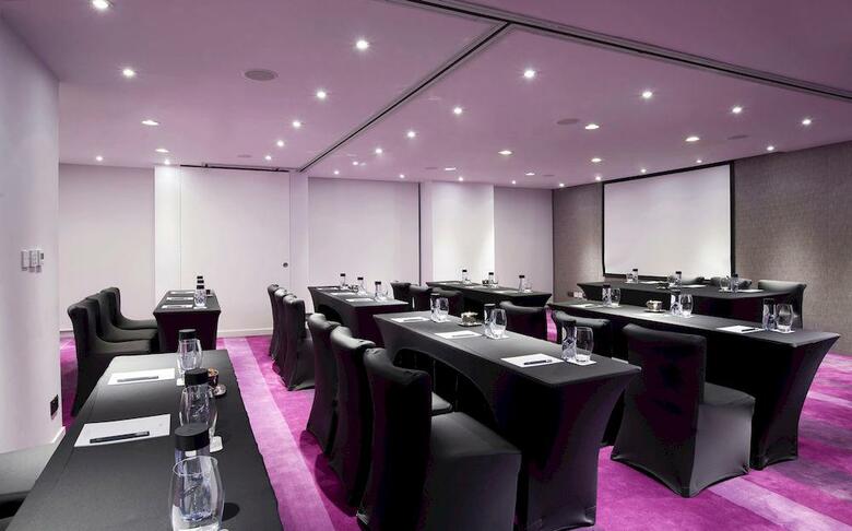 Hotel S�v