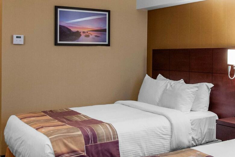 Quality Hotel & Suites