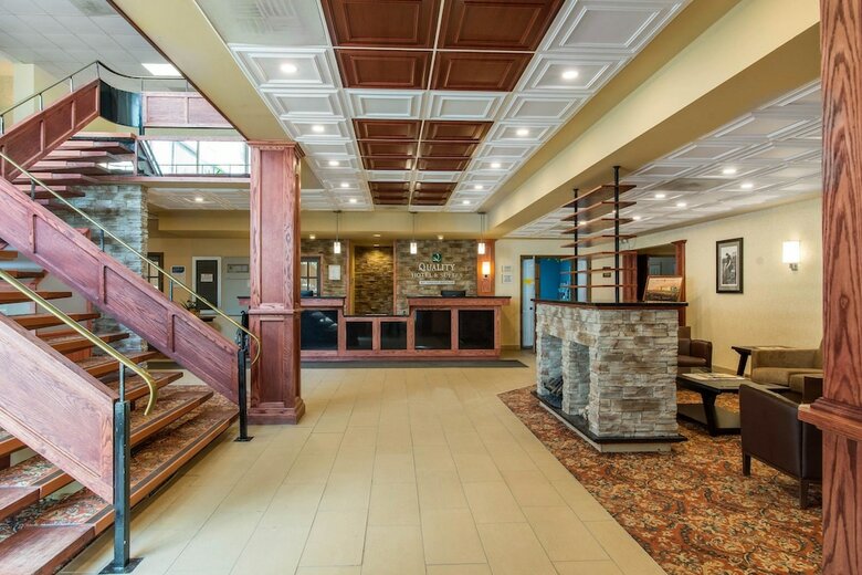 Quality Hotel & Suites