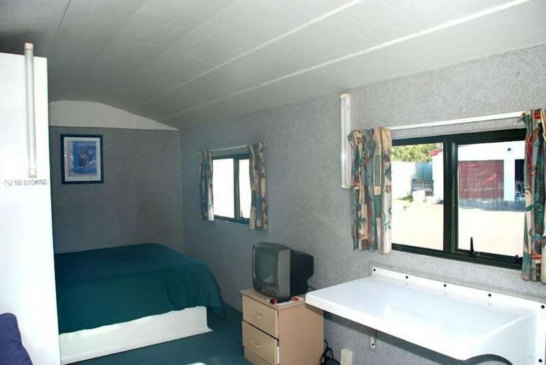 Cottage Park Motor Lodge And Conference Centre