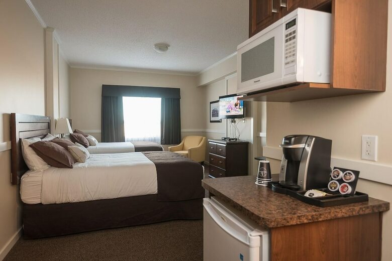 Heartland Hotel