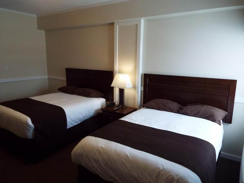 Heartland Hotel