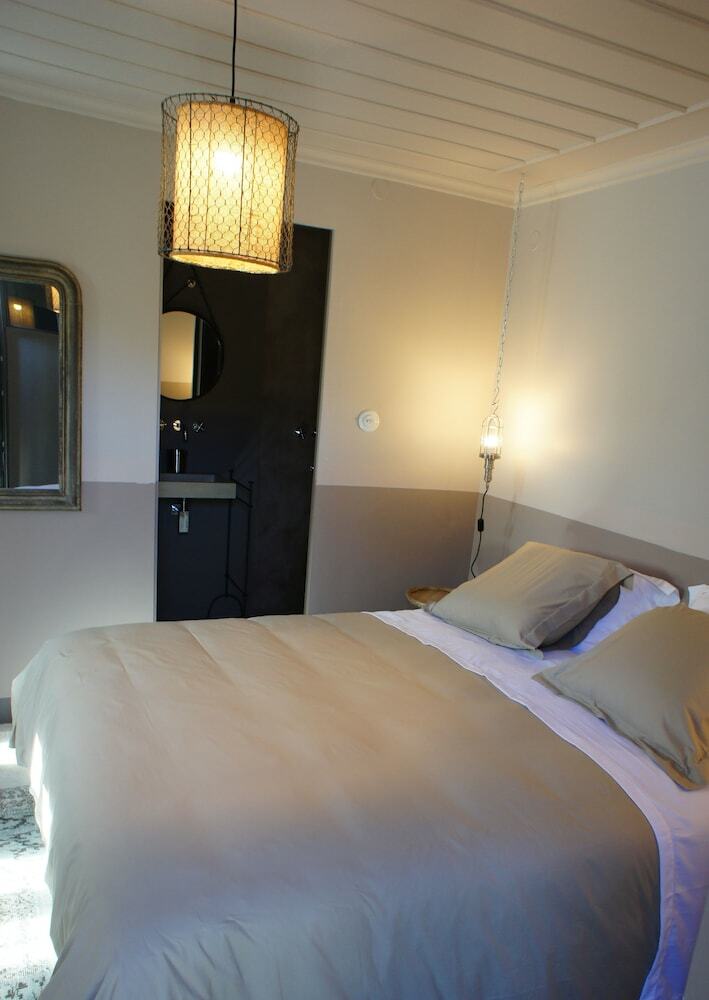 Hotel Apeiros Chora