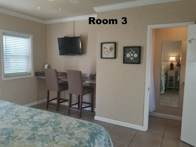 Hotel Haley's Couples Retreat