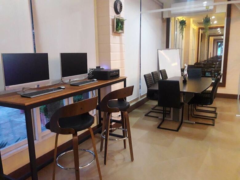 Hotel Saisawan Beach Resort