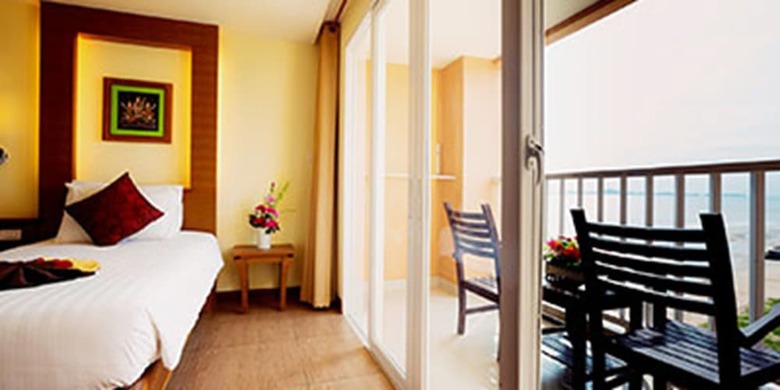 Hotel Saisawan Beach Resort