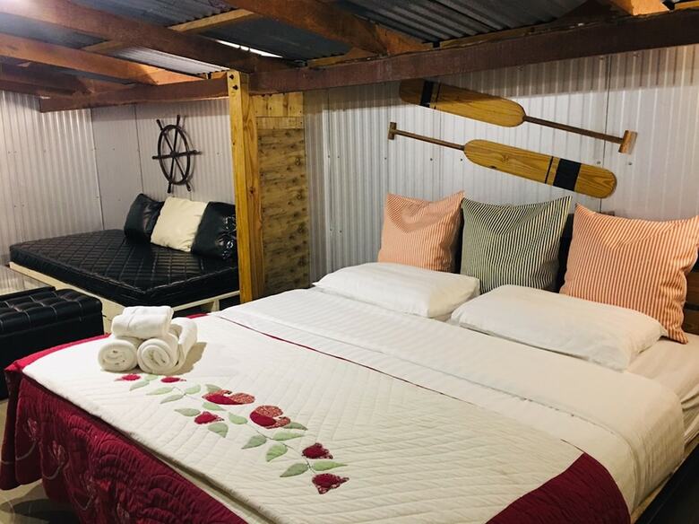 Apartamento Kaengkrachan Boathouse Paradise Resort