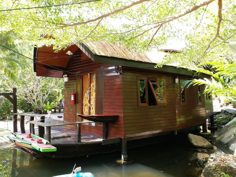 Apartamento Kaengkrachan Boathouse Paradise Resort