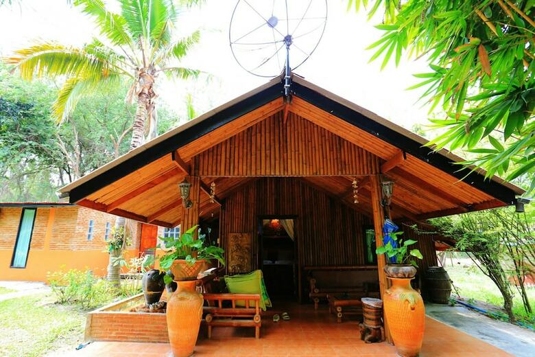 Apartamento Kaengkrachan Boathouse Paradise Resort