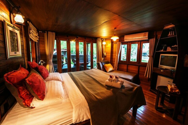 Apartamento Kaengkrachan Boathouse Paradise Resort