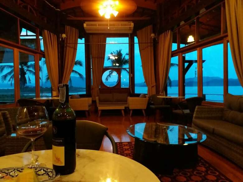 Apartamento Kaengkrachan Boathouse Paradise Resort