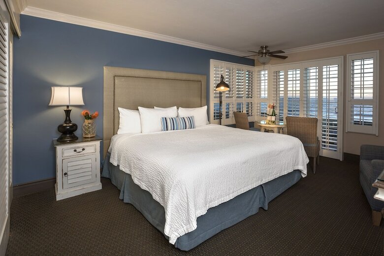 Hotel Sand Pebbles Inn