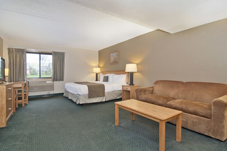 Boarders Inn & Suites By Cobblestone Hotels - Faribault