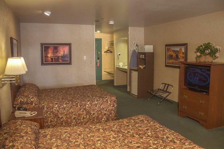 Hotel Ranch Inn