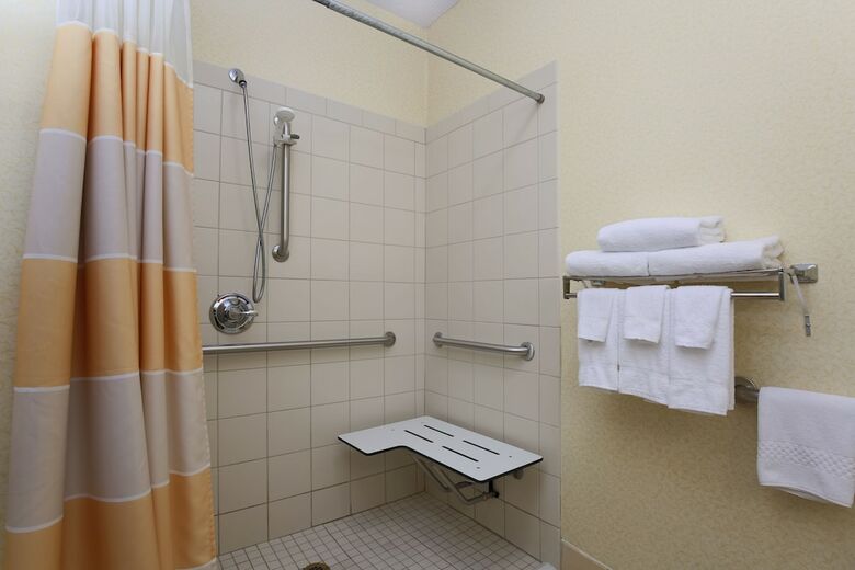 Hotel Wingate By Wyndham Zanesville