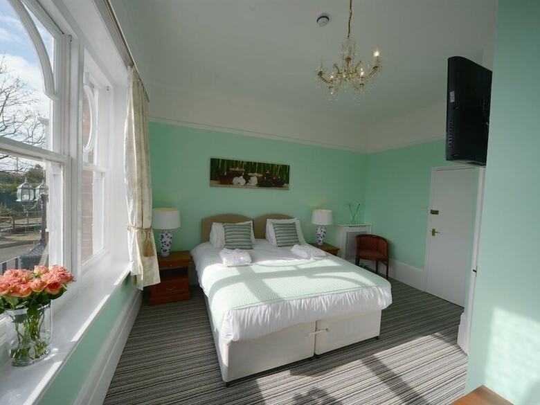 Seabrook House - B&B