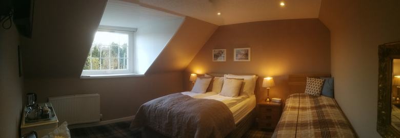 Hotel Meadhon House