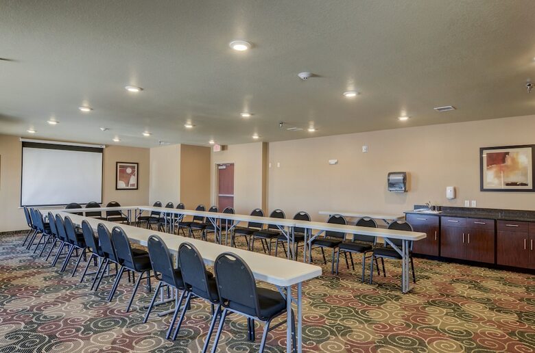 Hotel Cobblestone Inn & Suites - Kersey
