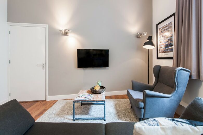 Apartamentos Short Stay Group Harbour Loft Studios