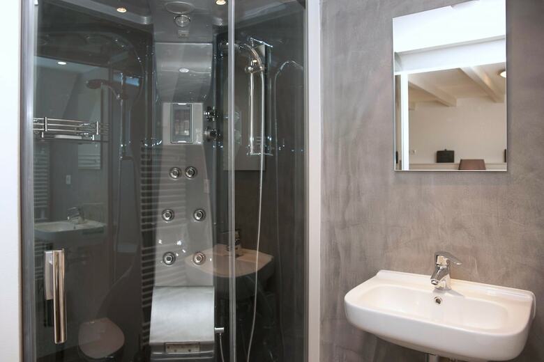 Short Stay Group Jordaan Area Serviced Apartments