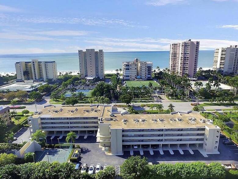 Marco Beach Vacation Suites