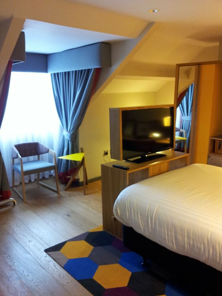Cairn Hotel Newcastle Upon