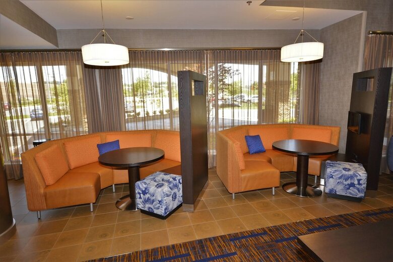 Hotel Courtyard By Marriott Asheville Airport