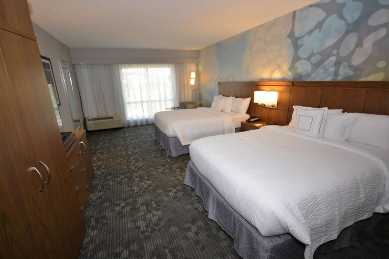 Hotel Courtyard By Marriott Asheville Airport