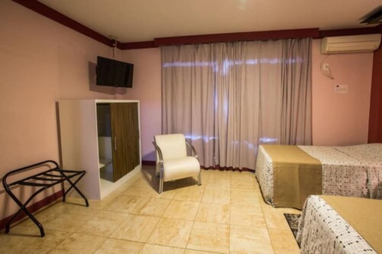 Gallant Hotel