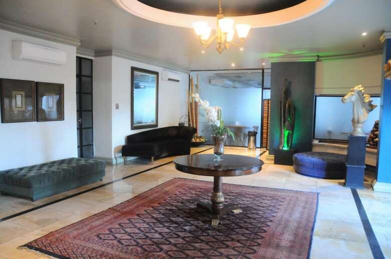 Gallant Hotel