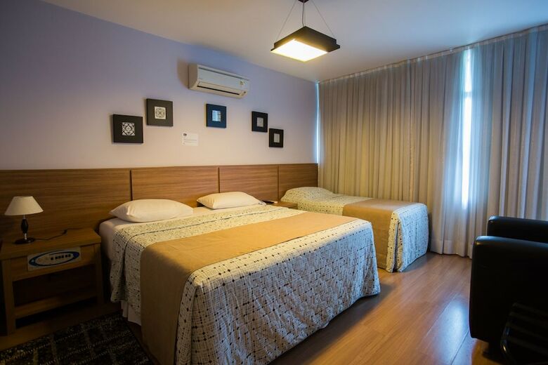 Gallant Hotel