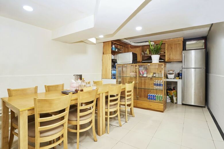 Hostal New Saigon Hostel