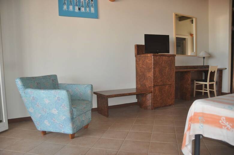 Hotel Ahg Marine Club Beach Resort