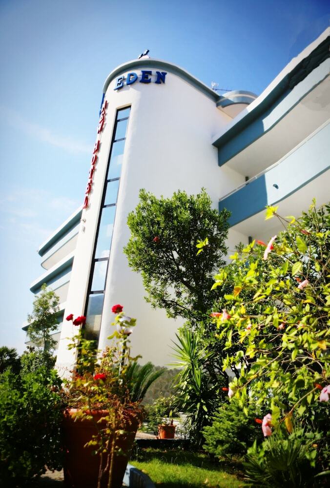 Hotel Blu Eden